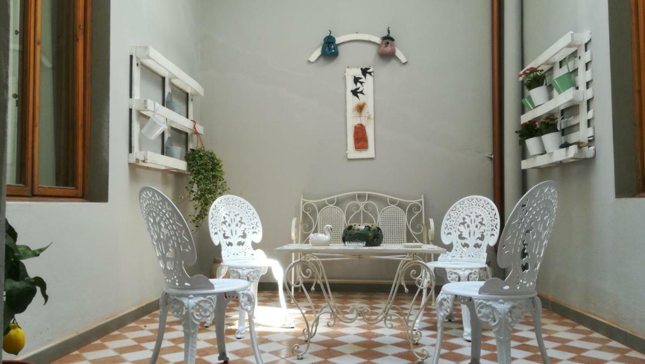 Guest House Domo Florenzia Eksteriør bilde