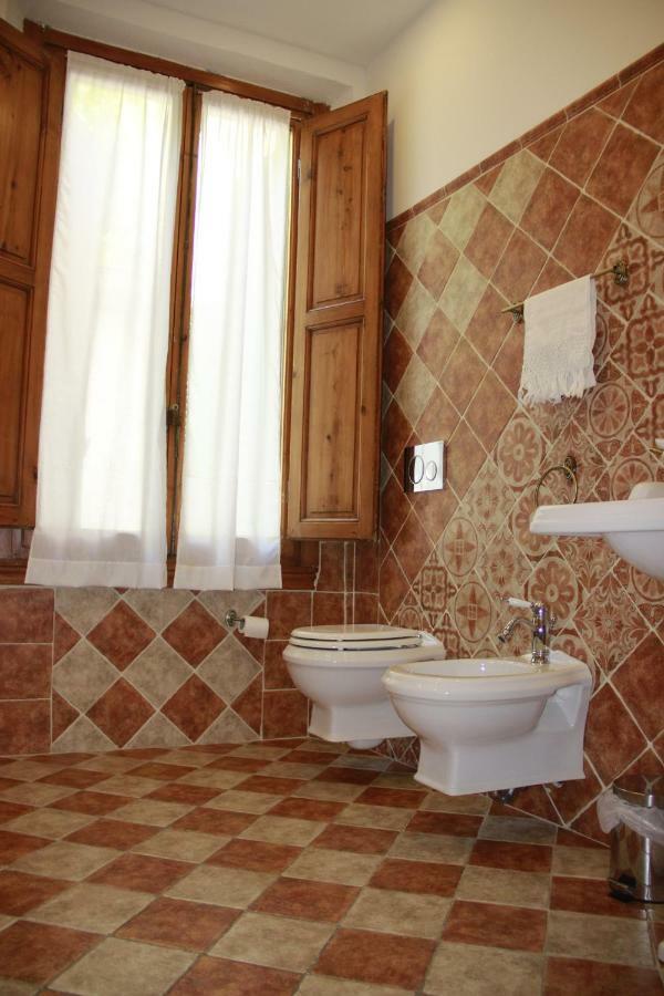 Guest House Domo Florenzia Eksteriør bilde